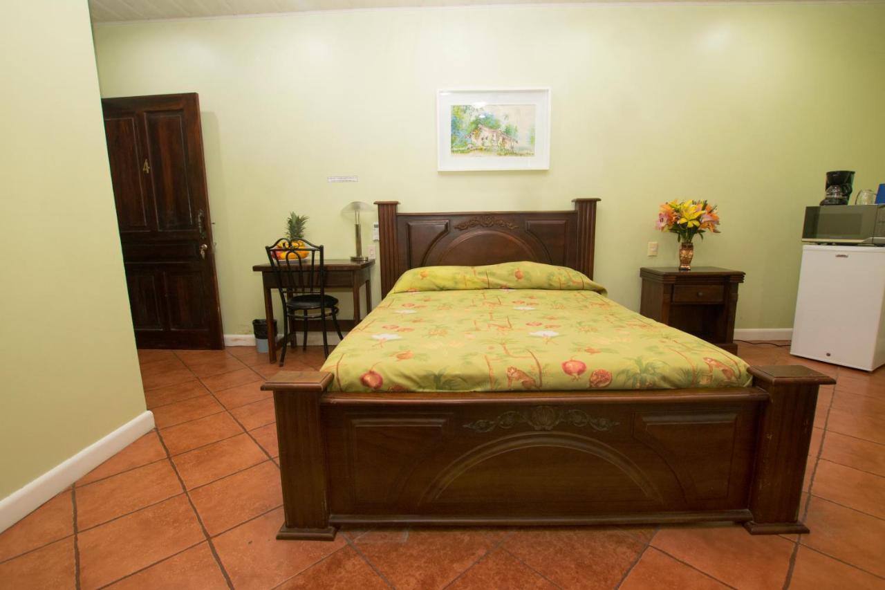 Oceanfront Hotel Verde Mar Direct Access To The Beach Manuel Antonio Εξωτερικό φωτογραφία